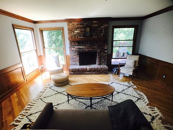 2nd image of 113 Boathouse Dr