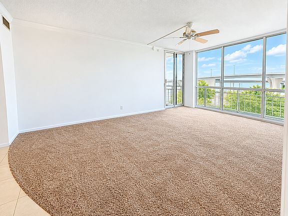 2nd image of 100 Pierce St