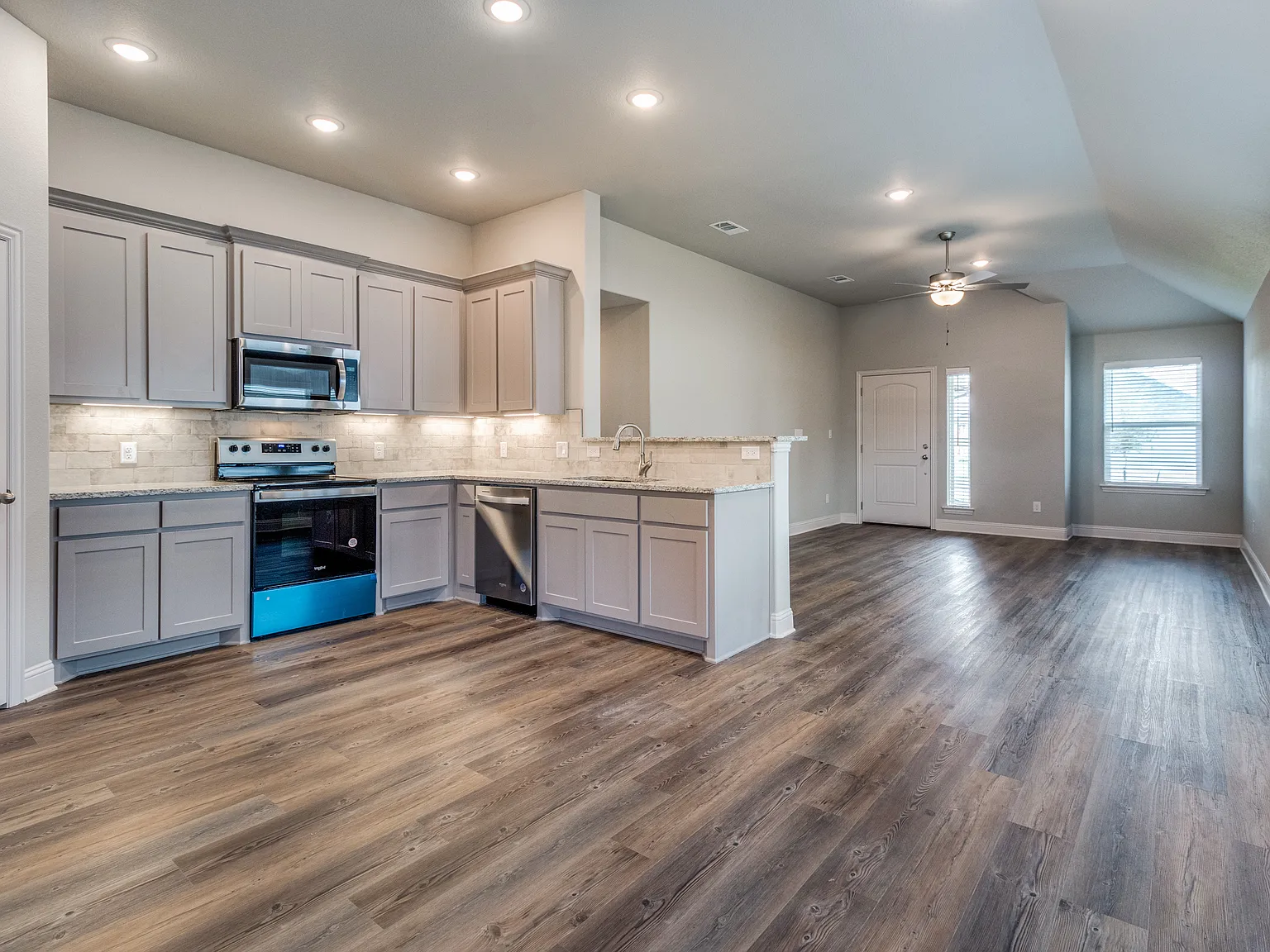 2803 Orchid Drive - 1 — Photo 2