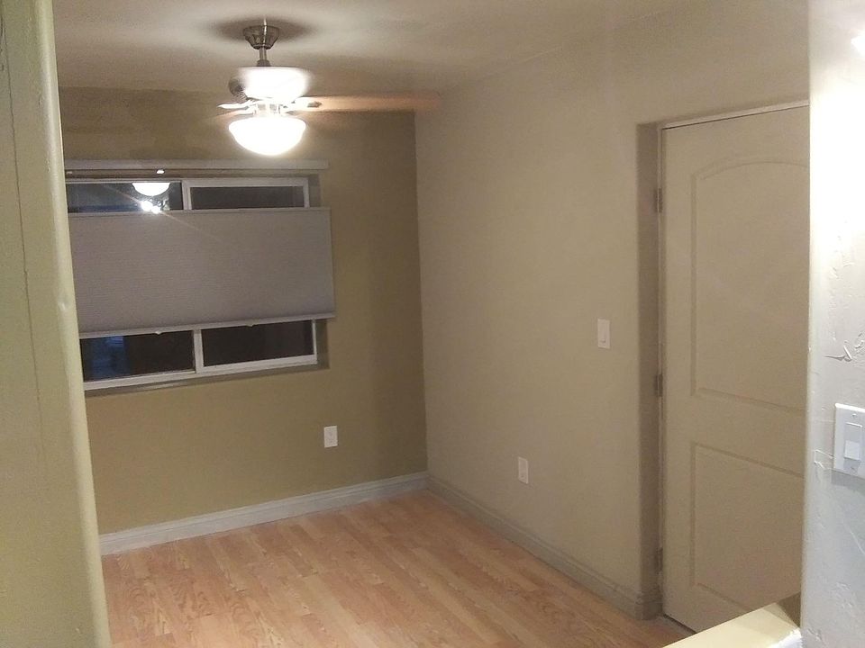 1st image of 420 Princeton Dr SE #C