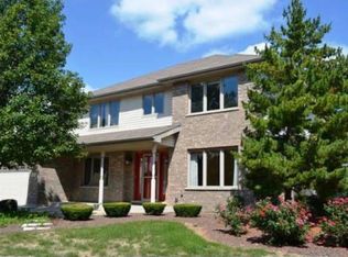 2037 Finborough Cir, New Lenox, IL 60451