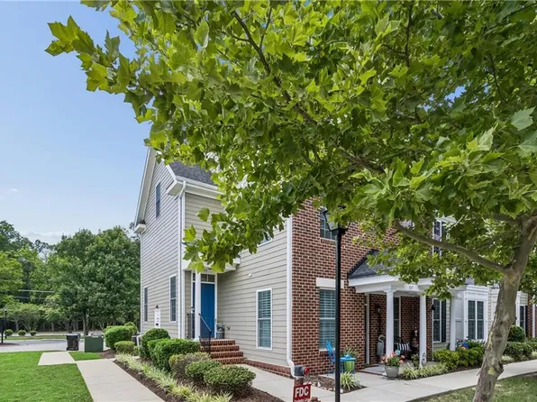 105 Ellery St, Yorktown, VA 23692