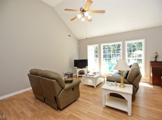 45 Sunshine Ct #48, Newnan, GA 30263