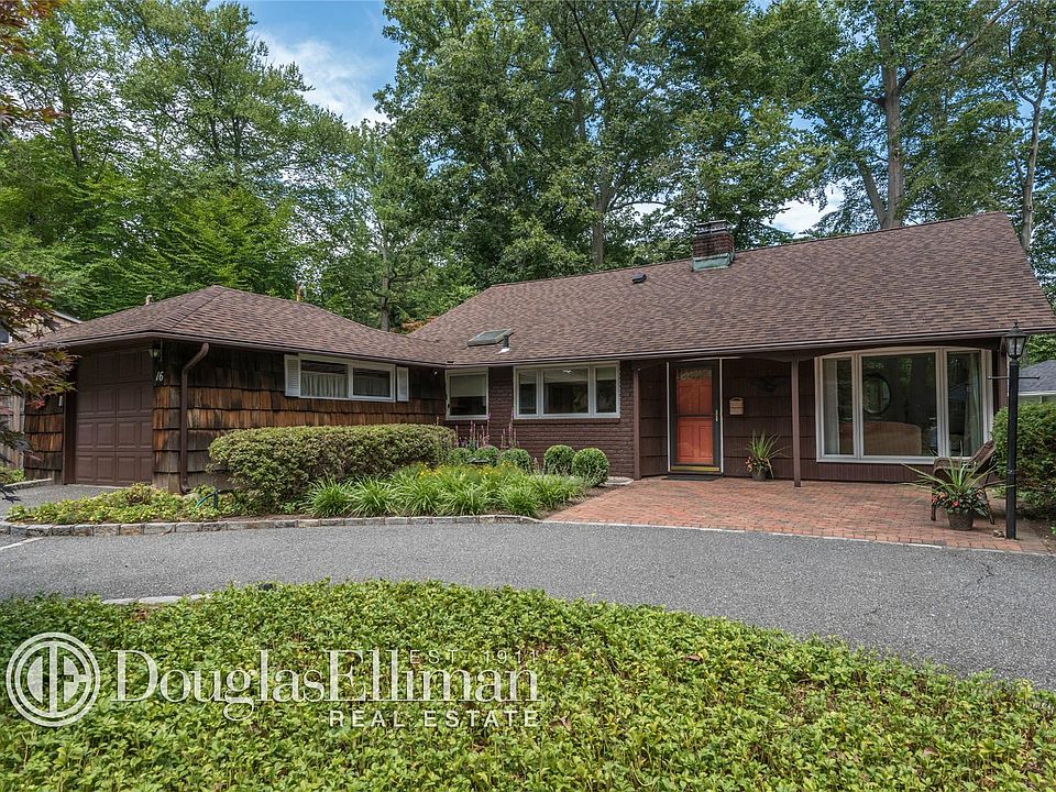 1st image of 16 Tulip Dr