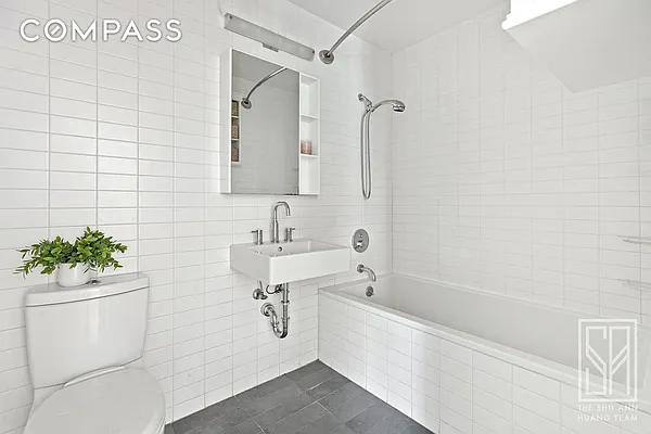 Rented by Compass | media 16