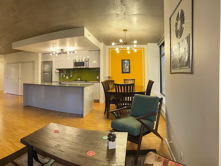 128 Cordova St W #1806 — Photo 7