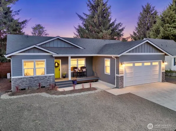 247 Clover Creek Avenue NW, Ocean Shores, WA 98569