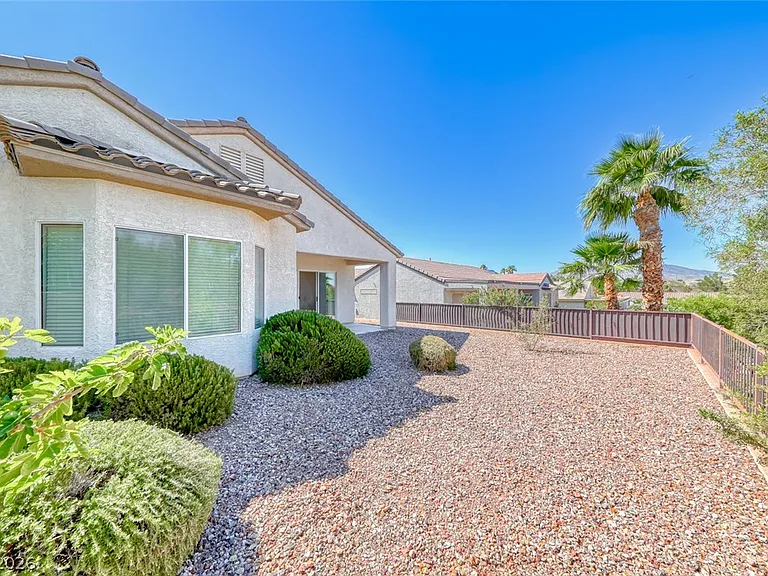 2343 Schaeffer Hills Dr — Photo 36