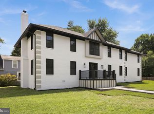 1399 Olde Towne Rd, Alexandria, VA 22307