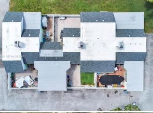 9234 SW 5th St APT B, Boca Raton, FL 33428
