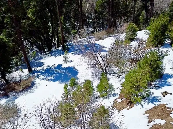 31419 Easy St #38, Running Springs, CA 92382