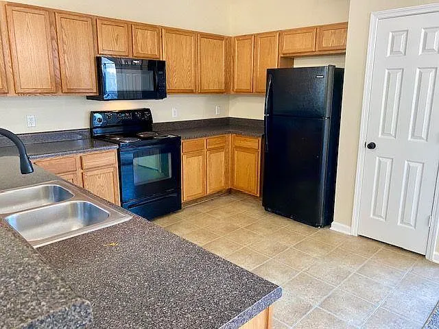 322 Oak Leaf Pl — Photo 12