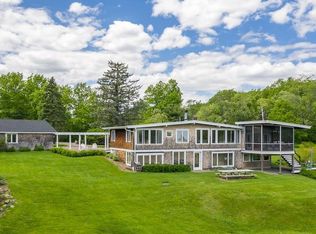 37 Spring St, Essex, MA 01929