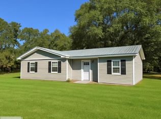 996 Dunlevie Rd, Hinesville, GA 31313