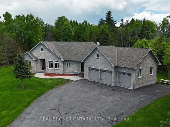 3464 Greenland Rd, Ottawa, ON K0A 1T0