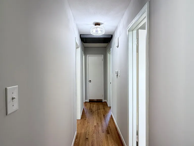 18 Carjen Ave — Photo 46