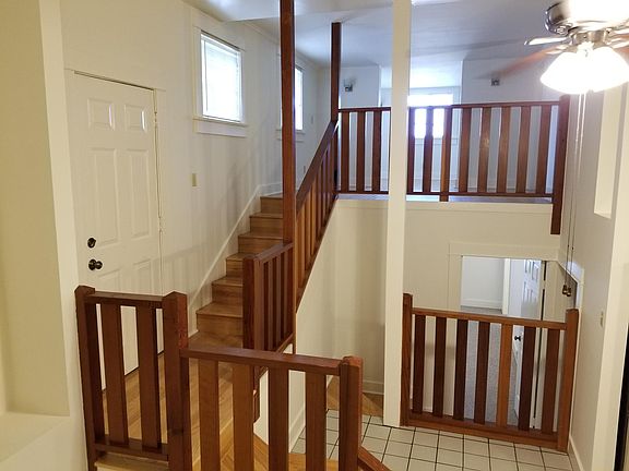 3rd image of 1545 Murray Dr