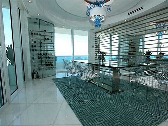 4th image of 1000 S Pointe Dr Penthouse 3702