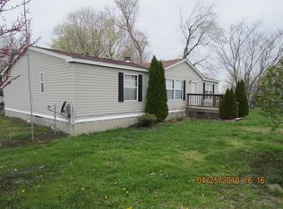 15919 Medora St, Dow, IL 62022