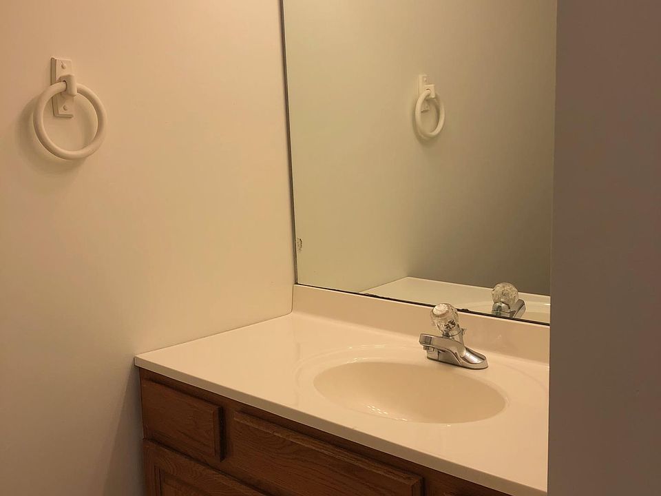 1st image of 75 Wall St APT 1