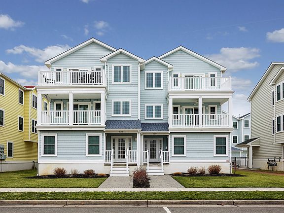 2nd image of 327 E 25th Ave #205