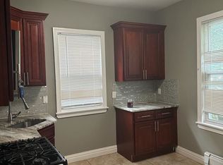 59 Wade St, Jersey City, NJ 07305