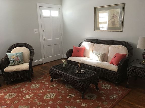 B96F62F0-377A-4EC4-87C1-6E3CA3297987