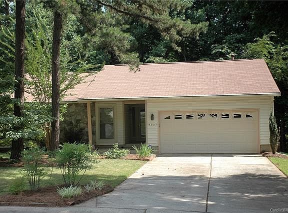 3rd image of 6331 Danbrooke Park Dr