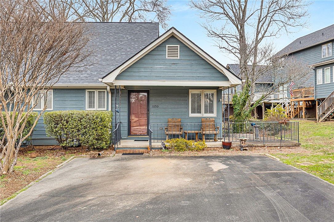 1115D Crestview Rd