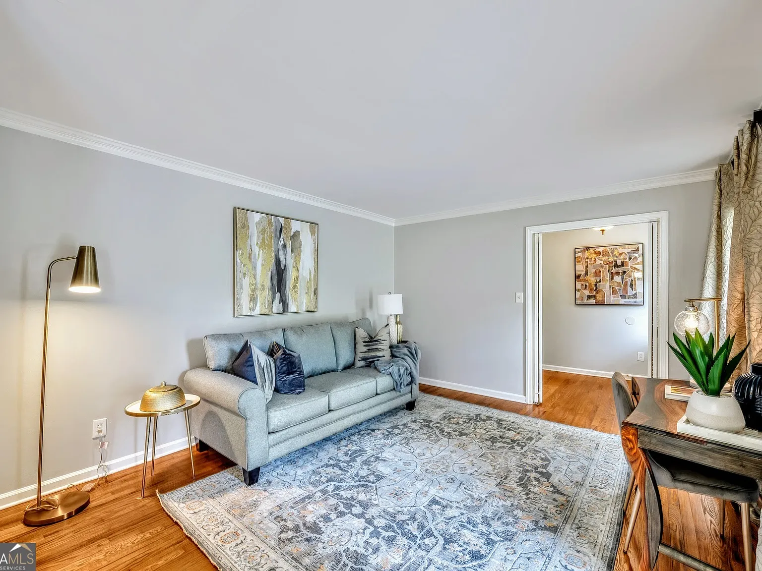 3 bed, 2.0 bath, 1800 sqft, $5,900 — Photo 4