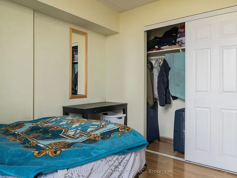 25 Kensington Rd #1007 — Photo 10