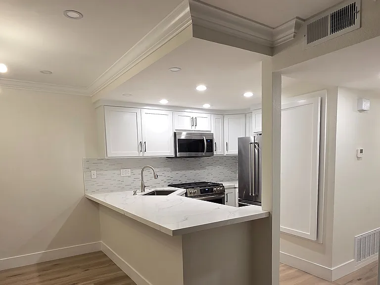 778 La Tierra St #H103 — Photo 3