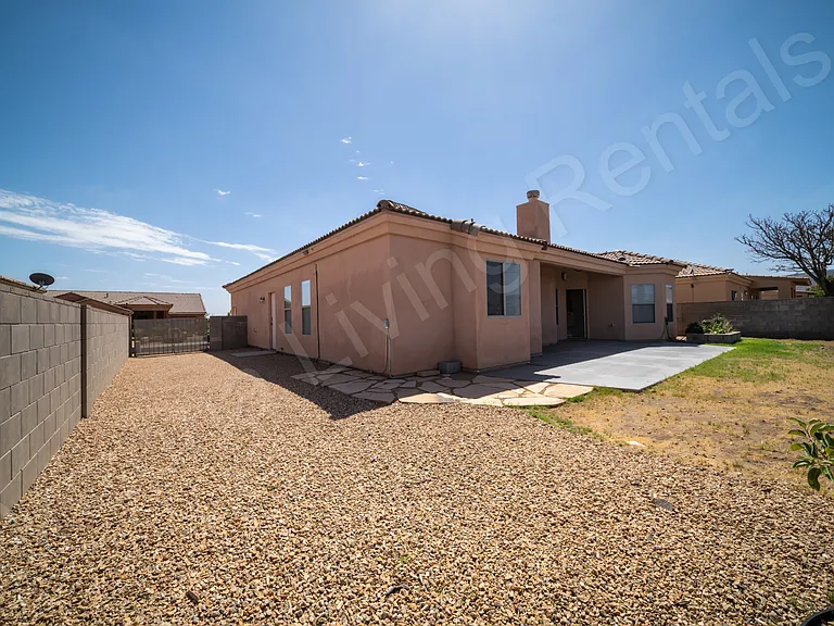 2085 Alan Ladd Dr — Photo 29