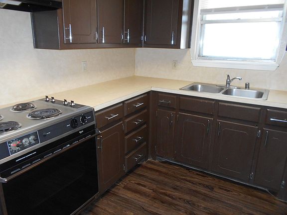 4th image of 7517 Avenue W APT A