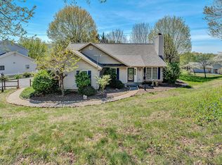 5610 Cortland Rd, Roanoke, VA 24019
