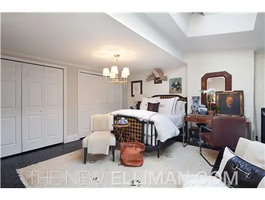 Sold by Douglas Elliman | media 10