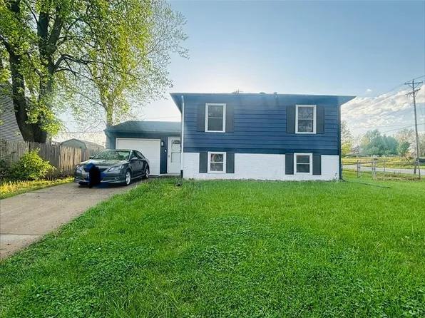 914 N Arrowhead Dr, Independence, MO 64056