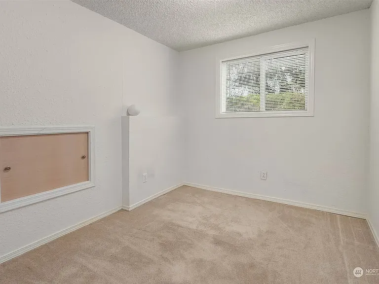 507 123rd Ave NE — Photo 15