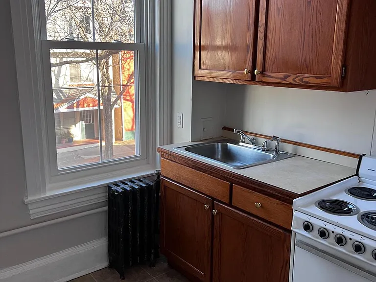 104 King St #1F — Photo 4