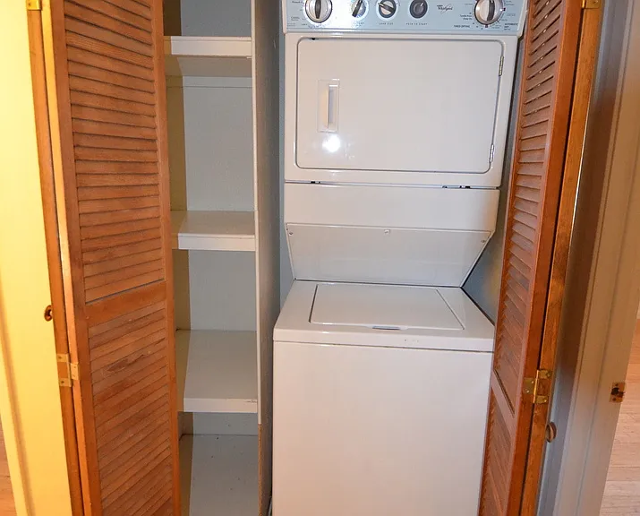 Stadium Village Apartments — Photo 7