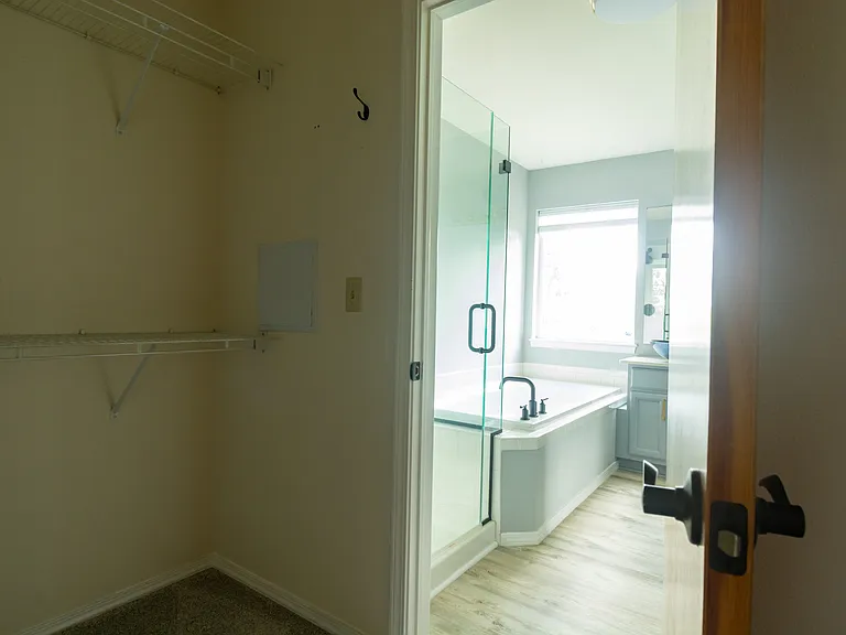 1360 Pinon Ridge Ct — Photo 24