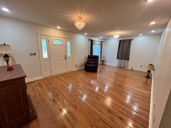 1656 Forest Hills Rd, Forest Hills, KY 41527