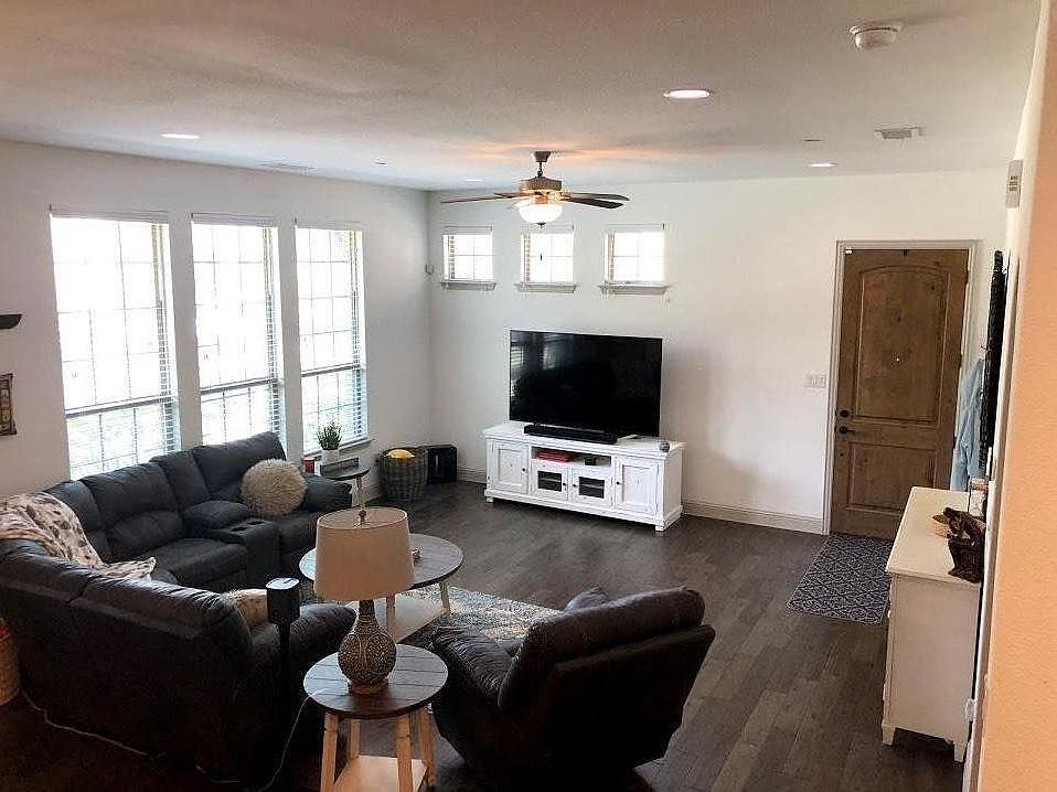 Family Room (from kitchen)