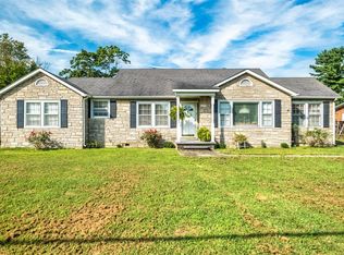 1027 N Main St, Russellville, KY 42276