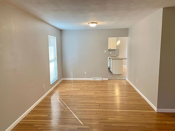 4th image of 1610 Saint Anthony Ln