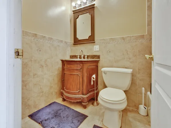 131 Webster Avenue image 8 of 14