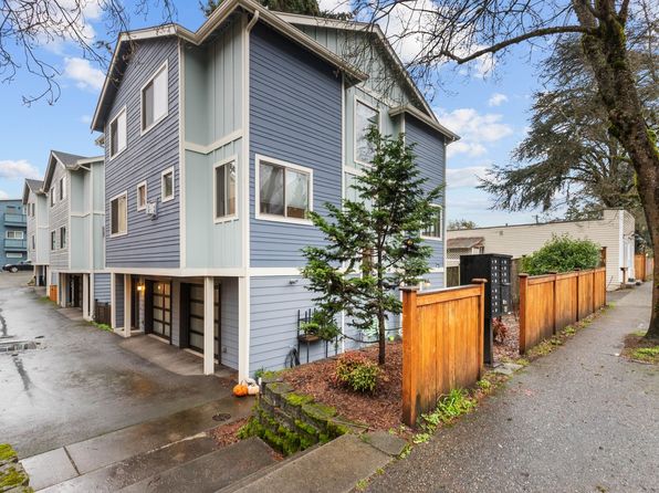 12039 35th Ave NE UNIT A