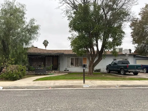 5229 Fillmore Ave, Bakersfield, CA 93306