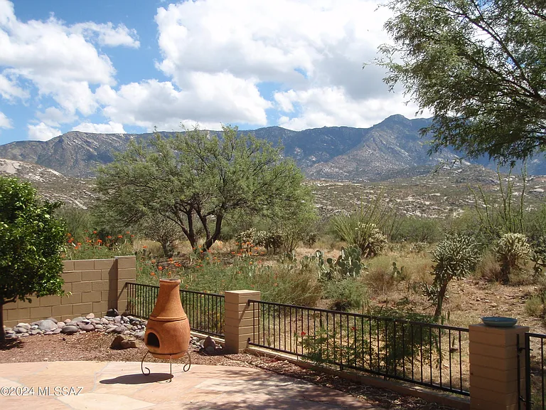 65535 E Desert Side Dr — Photo 26