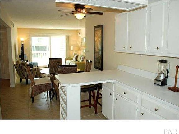 3rd image of 1625 Bulevar Mayor APT L5